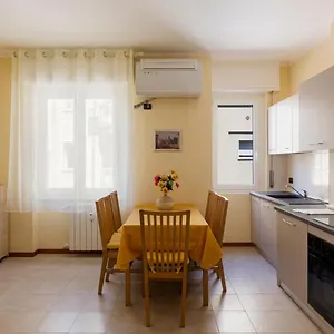 Serene Escape - Via Della Torre Milano